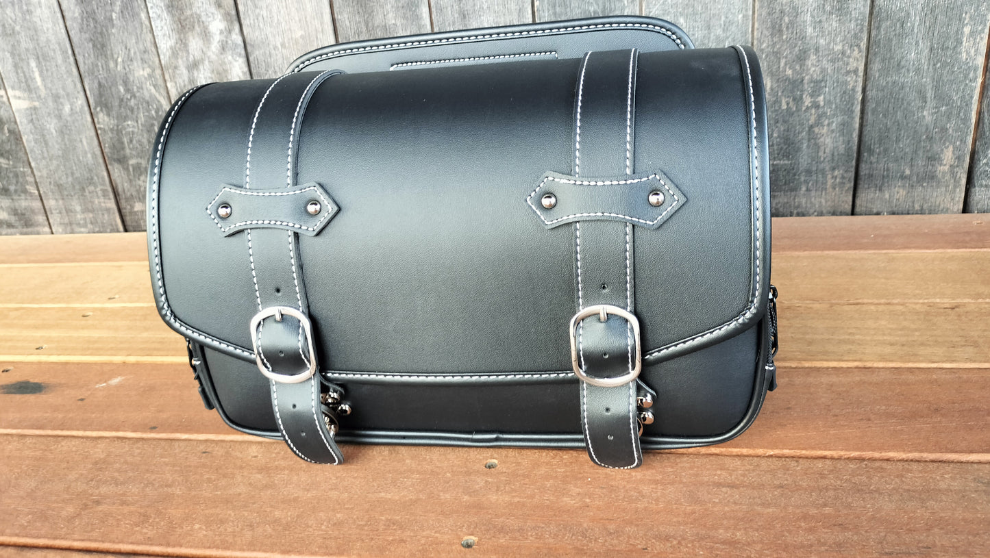 アウトレット品　9Lサイドバッグ